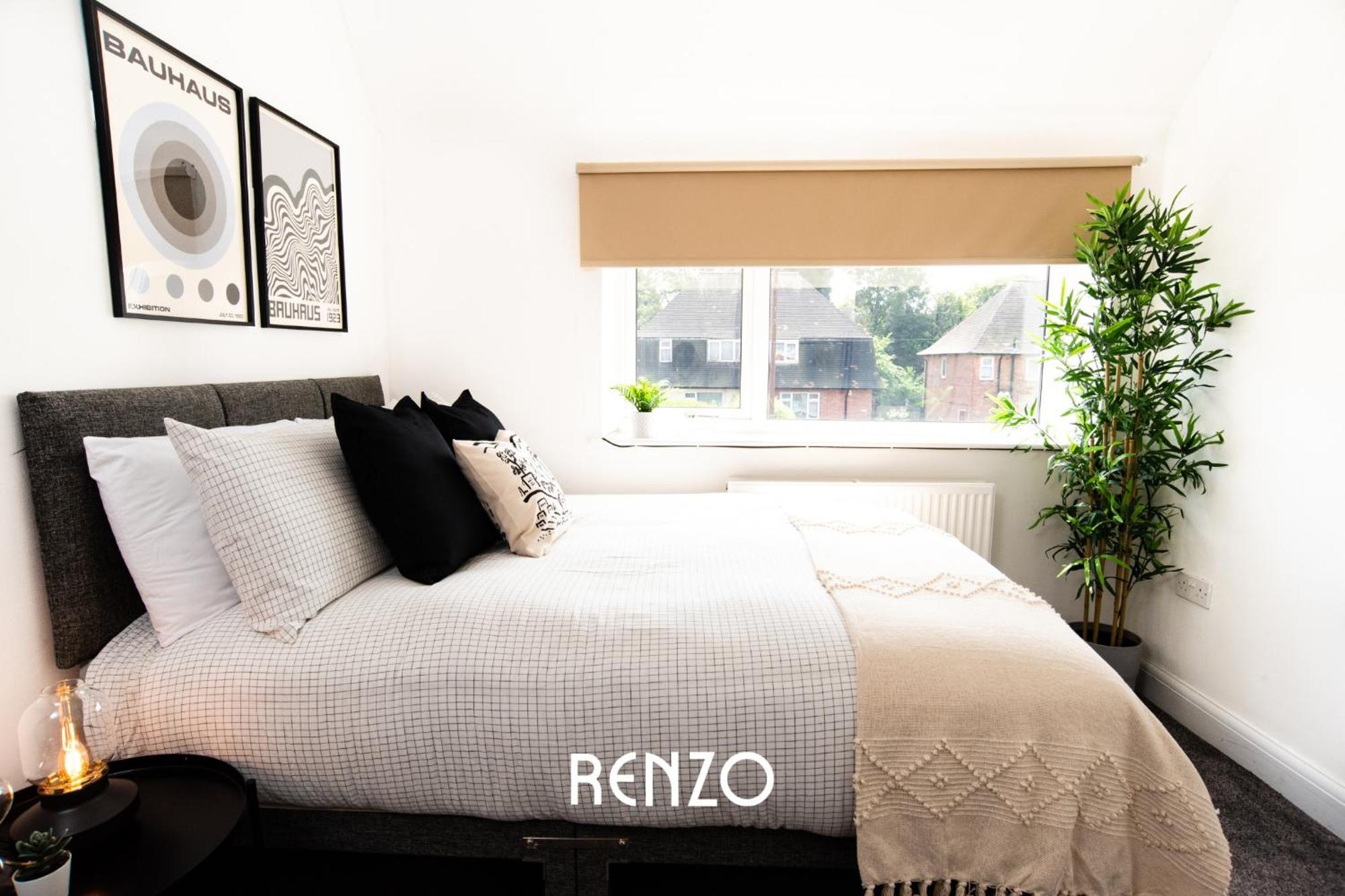 Cosy 3-Bed Home In Nottingham By Renzo, Driveway For 2 Cars, Perfect For Contractors! 外观 照片